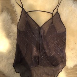 Metallic top